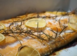 Лосось, запеченный в духовке